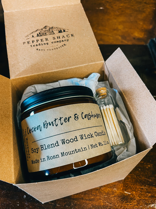 Pre-packaged 11 oz candle gift box with matches