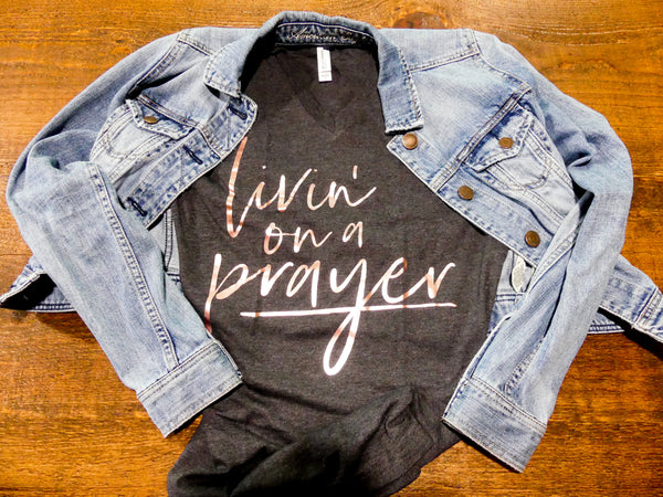 Livin on a prayer V-neck tee